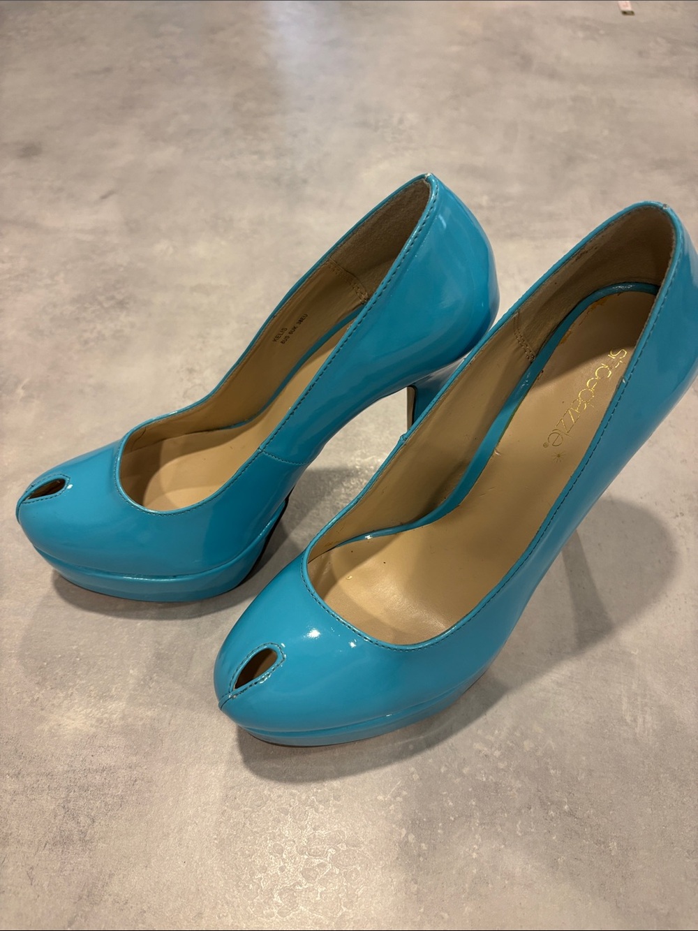 Platform Heels - Picture 4 of 9